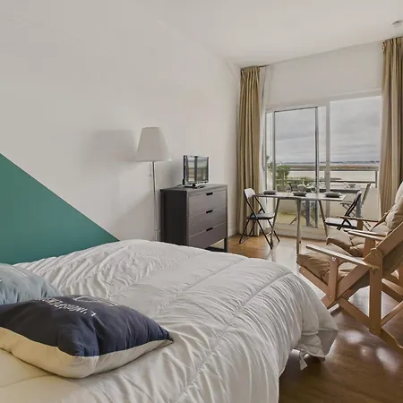 Appartement Vue Avec Balcon - Pour 2 Avec Piscine *