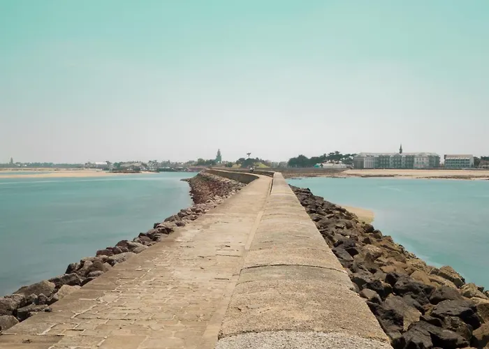 Appartement Vue Avec Balcon - Pour 2 Avec Piscine