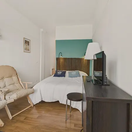 Apartment Vue Avec Balcon - Pour 2 Avec Piscine